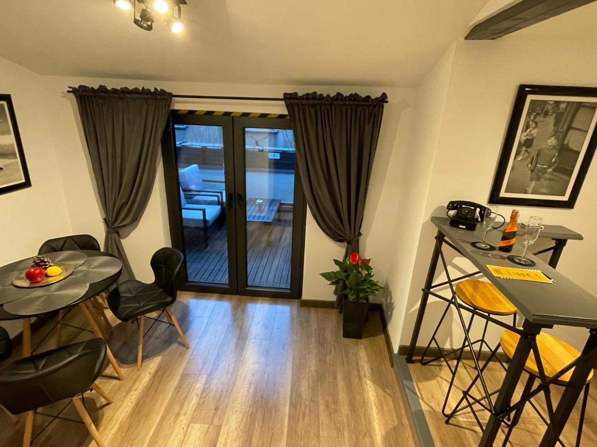 Apartament Podcienie Z Tarasem Bielsko-Biala Old Town Ngoại thất bức ảnh